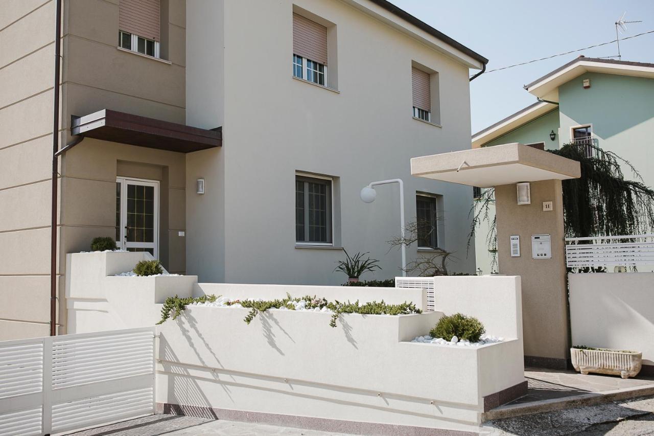 B&B "Al Colle 11" 法诺 外观 照片