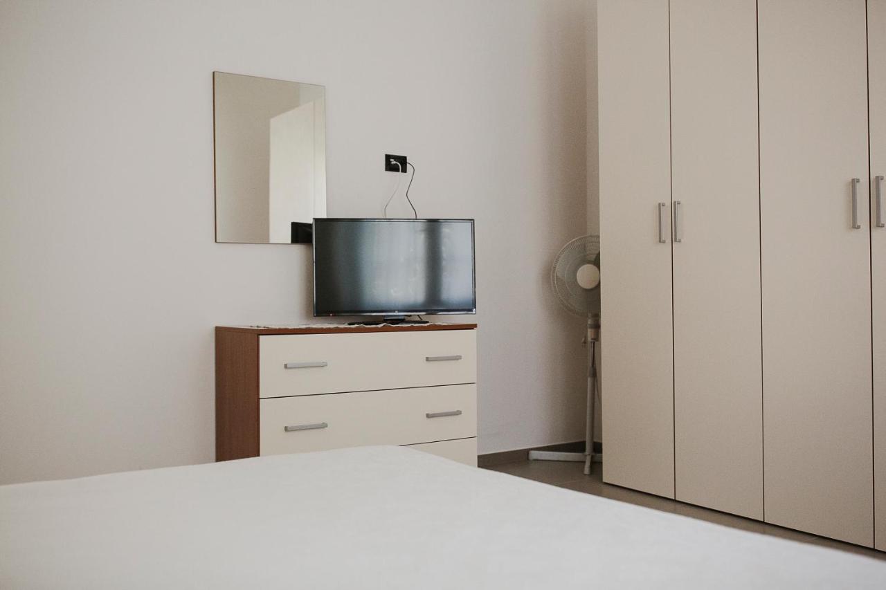 B&B "Al Colle 11" 法诺 外观 照片